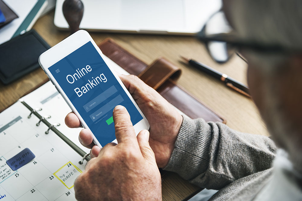 Call for stricter regulations to reduce IT outages in banking sector, report finds