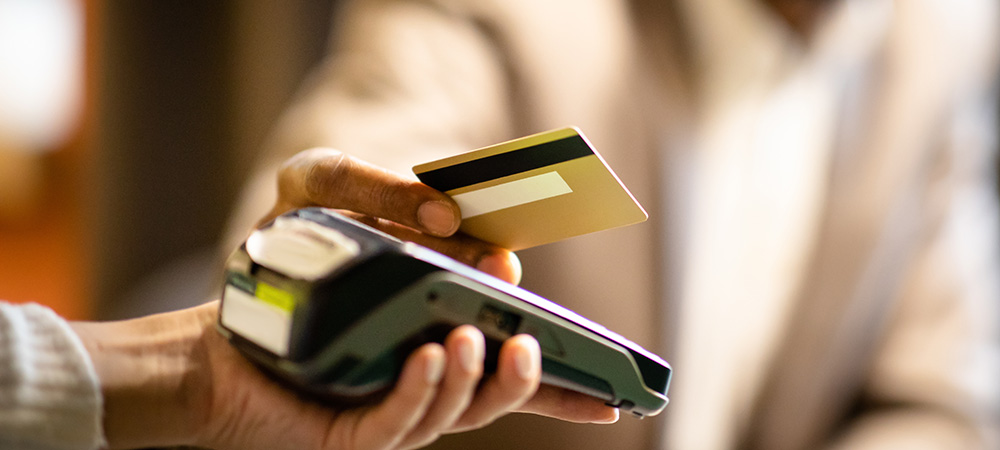 Bridging the gap between online and offline payments without a reliable Internet connection